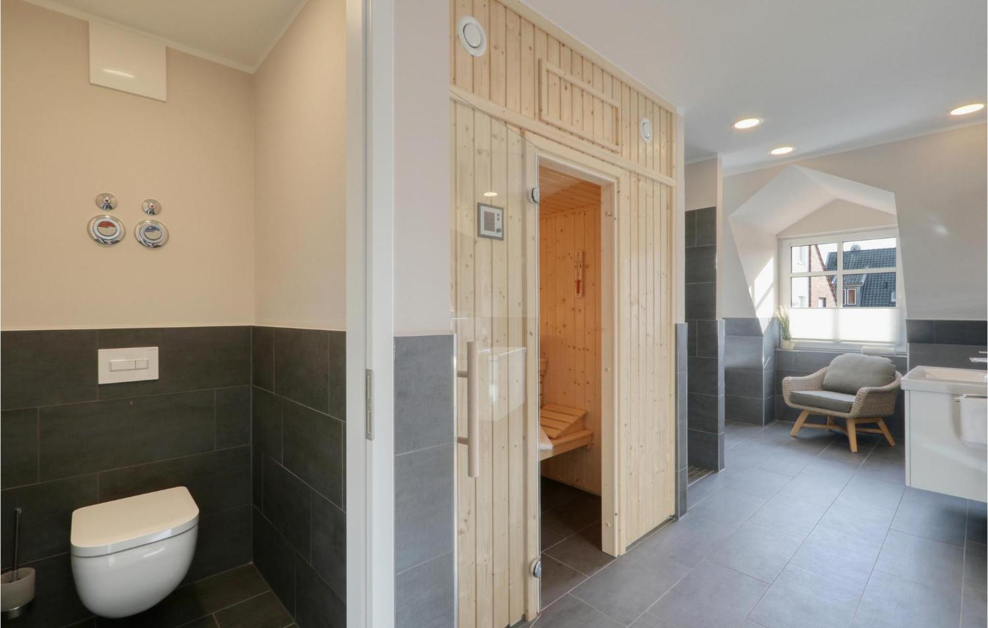 Nice apartment in Ostseebad Boltenhagen with 1 Bedrooms, Sauna&WiFi Buitenkant foto